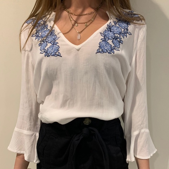 H&M Tops - H&M white top